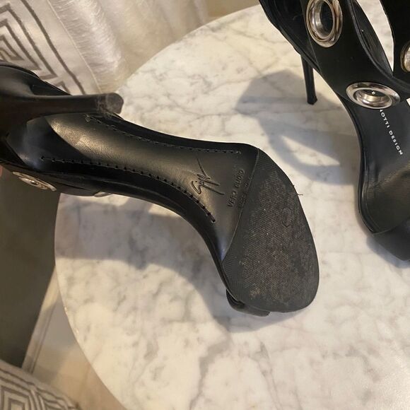 Giuseppe Zanotti ankle strap heels Size 36 - Picture 8 of 15